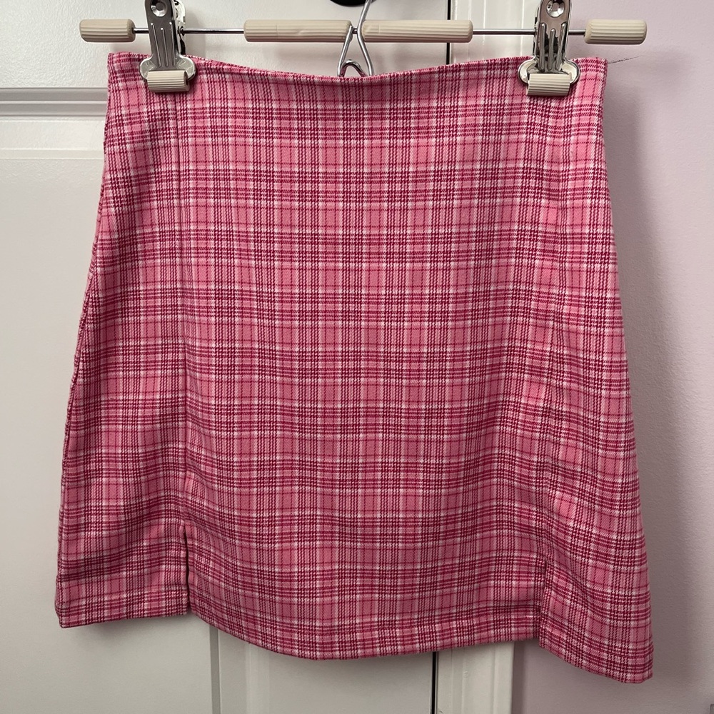 Brandy Melville mini skirt